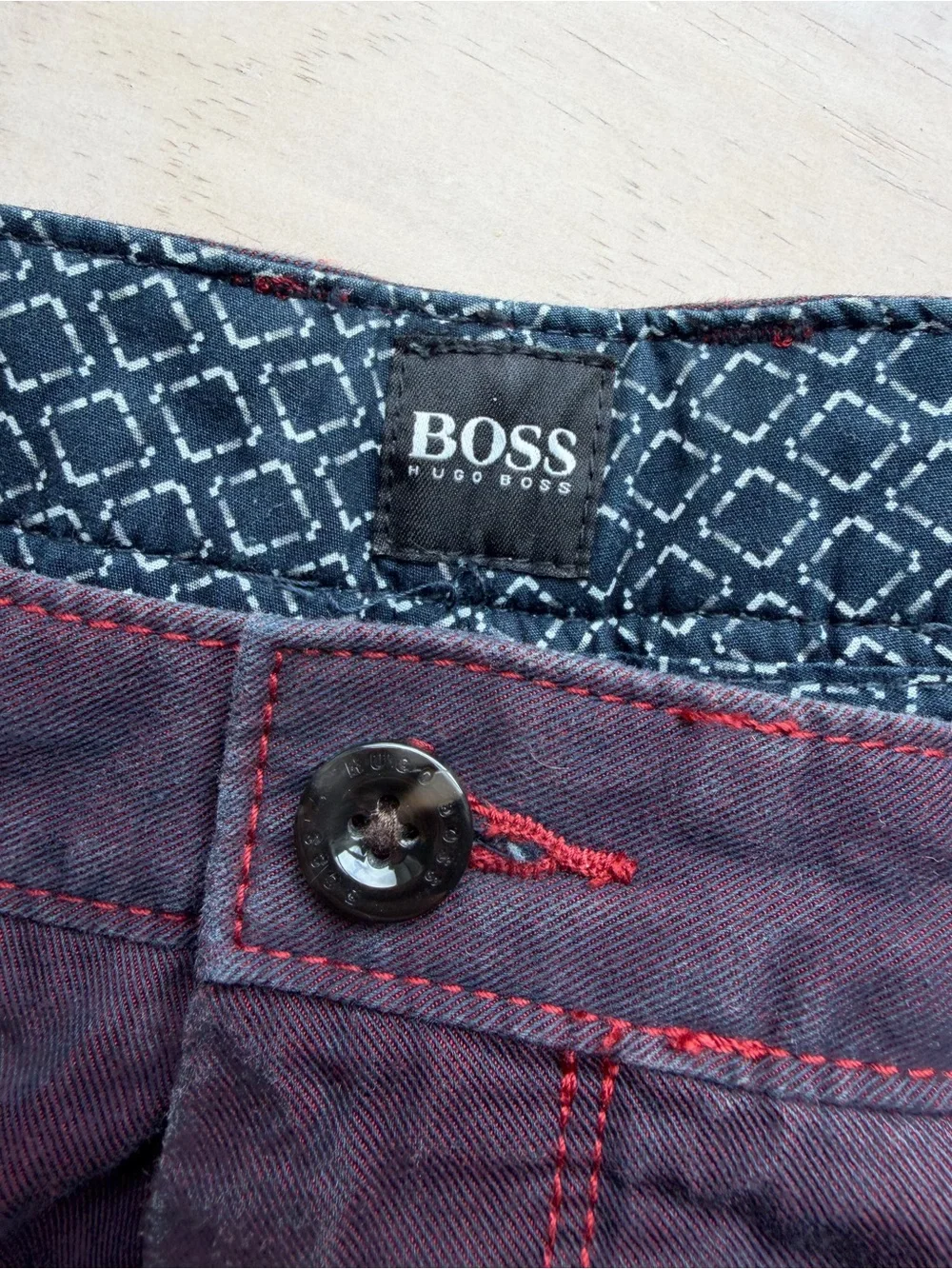 Hugo Boss Men's Casual Cotton Pants in Dark Burgundy